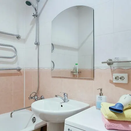 Trusthome Apartment *